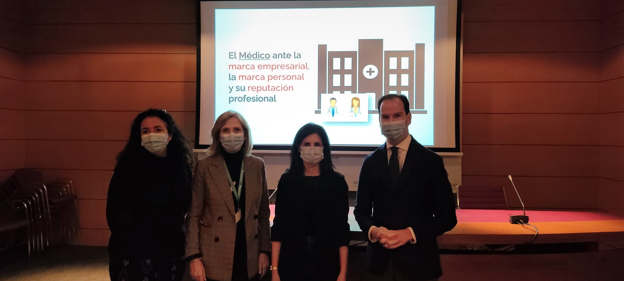 Sesión Comunicación y salud de APC, Quirón salud, AECC y Kern Pharma
